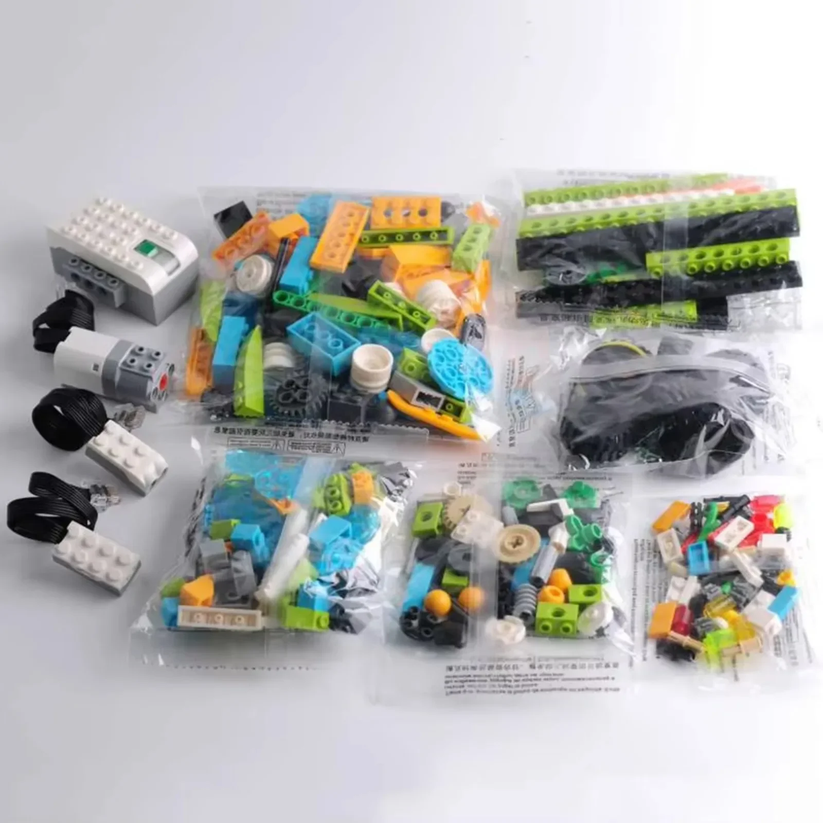 STEM We-do2.0 45300 Core Progr - Lego Set Technic review and price